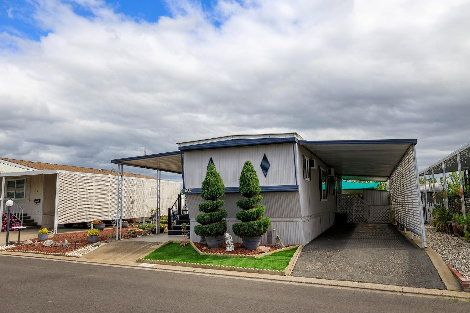 2505 Jackson Ave #197, Escalon, CA 95320