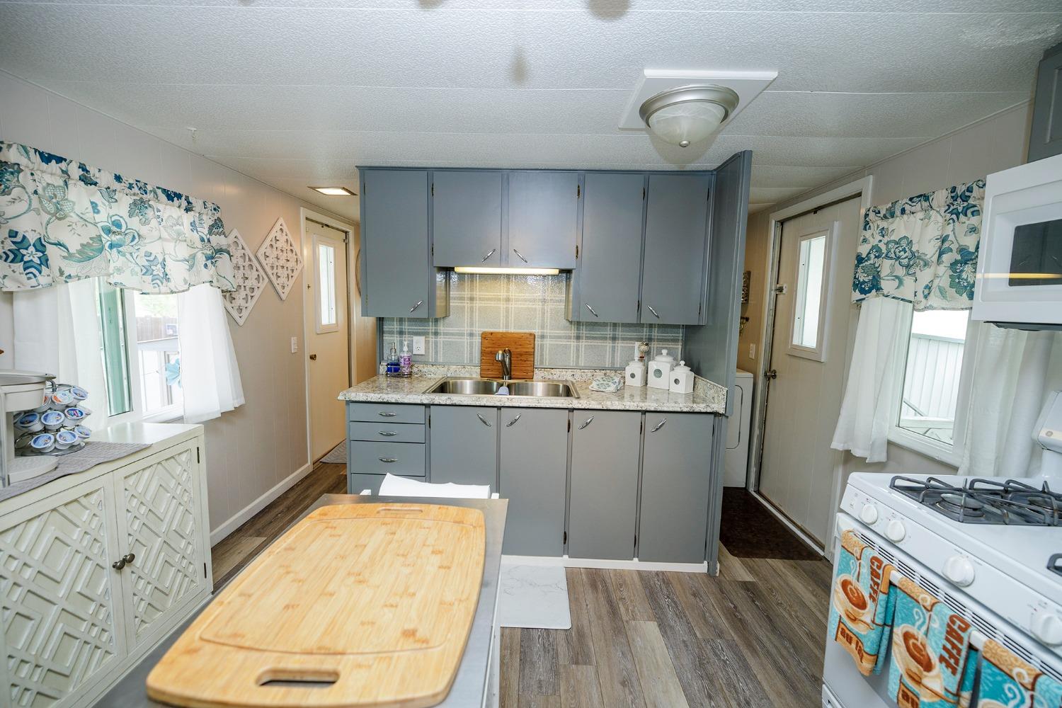 2505 Jackson Ave #197, Escalon, CA 95320