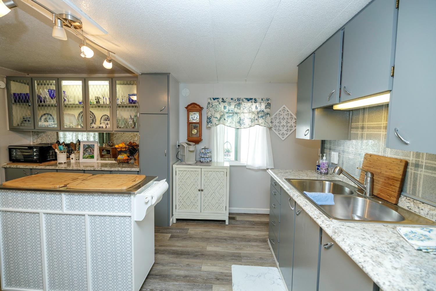 2505 Jackson Ave #197, Escalon, CA 95320