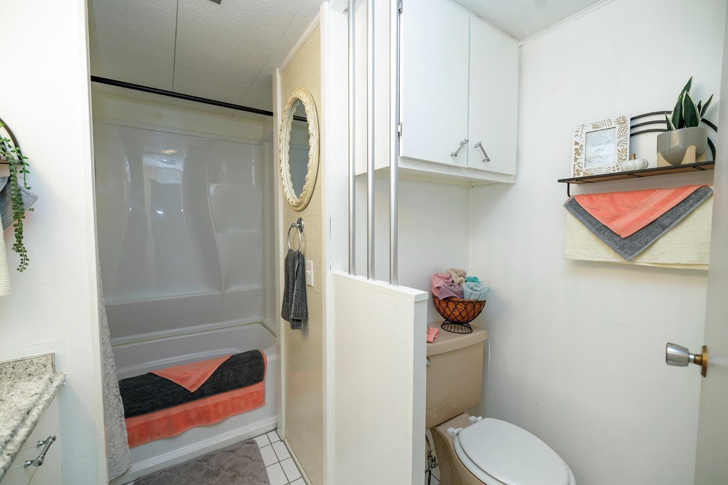 2505 Jackson Ave #197, Escalon, CA 95320