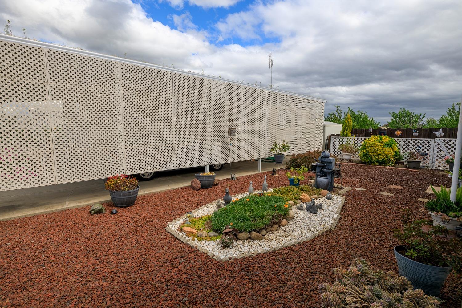 2505 Jackson Ave #197, Escalon, CA 95320