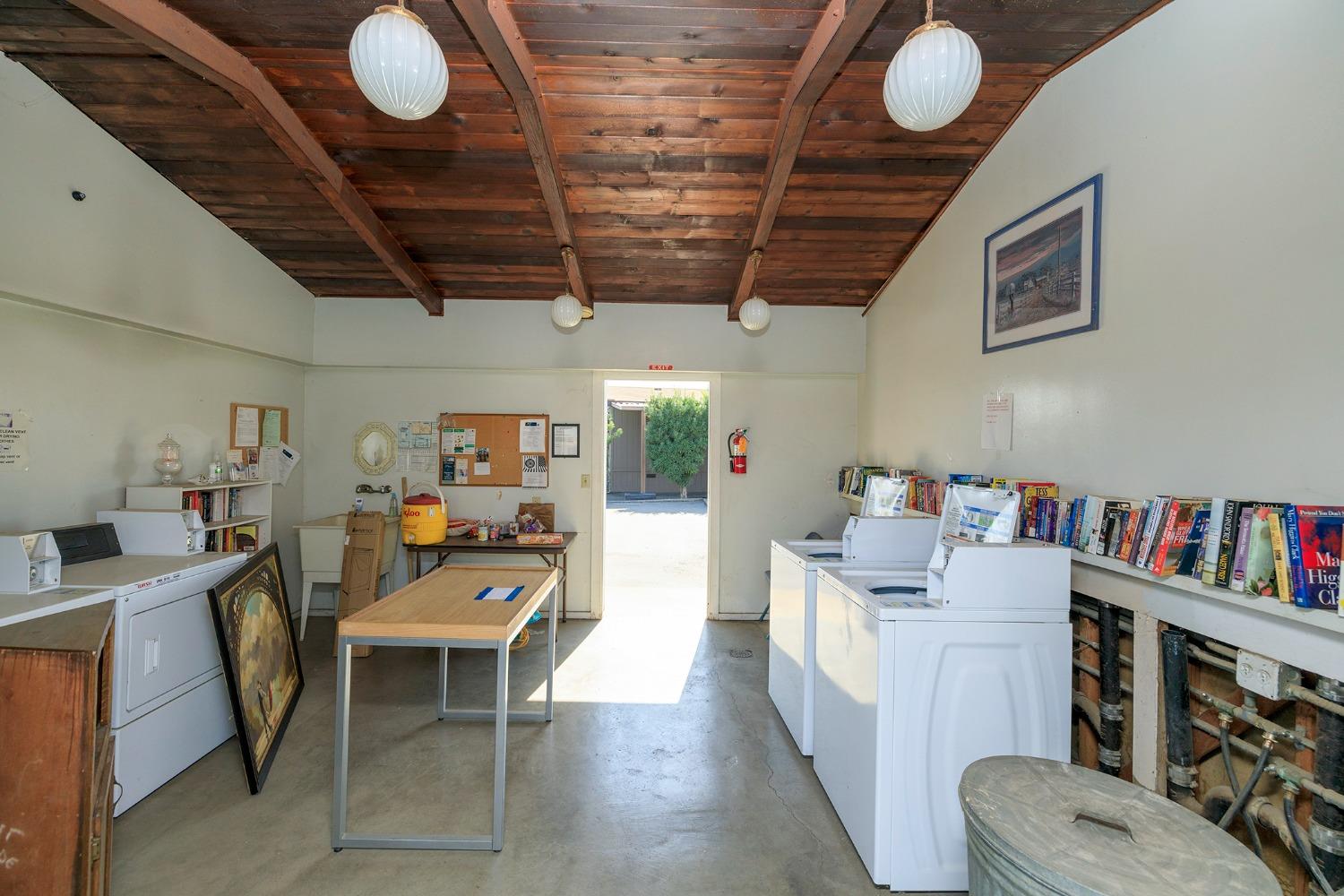 2505 Jackson Ave #197, Escalon, CA 95320