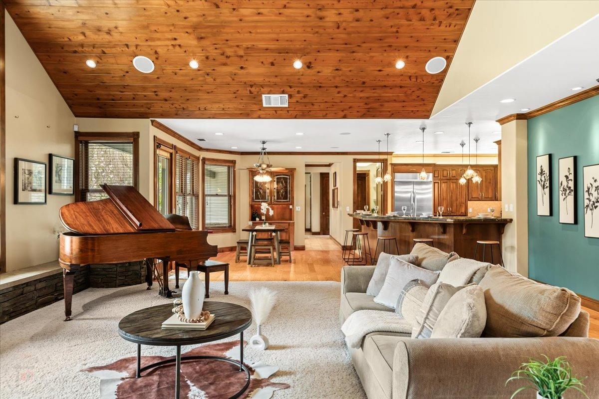 25926 Austin Rd, Ripon, CA 95366