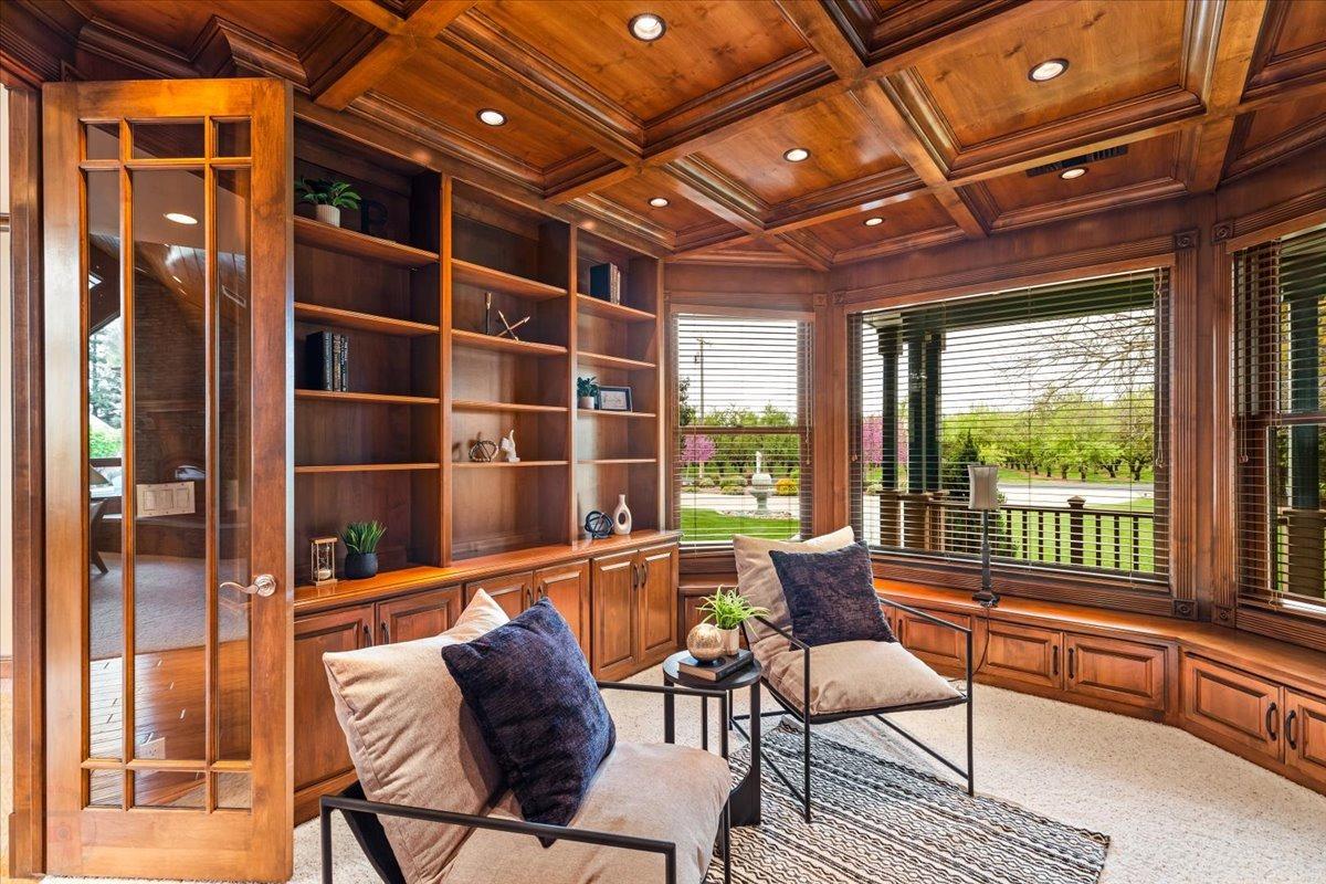 25926 Austin Rd, Ripon, CA 95366