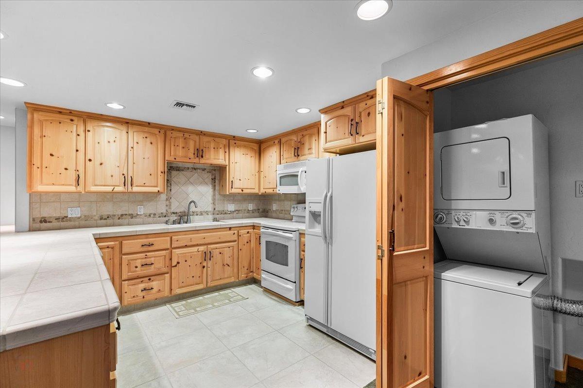 25926 Austin Rd, Ripon, CA 95366