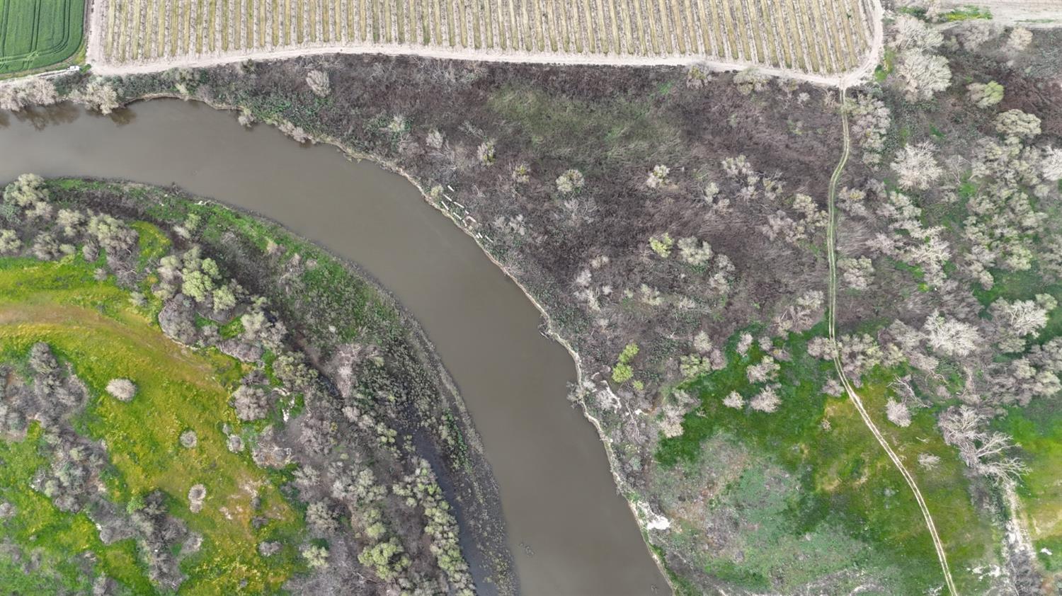 12742 Elm Ave, Patterson, CA 95363