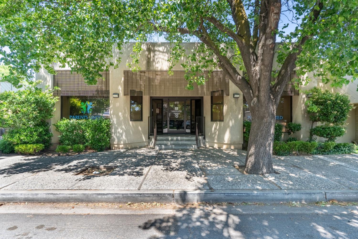 610 14th St, Modesto, CA 95354