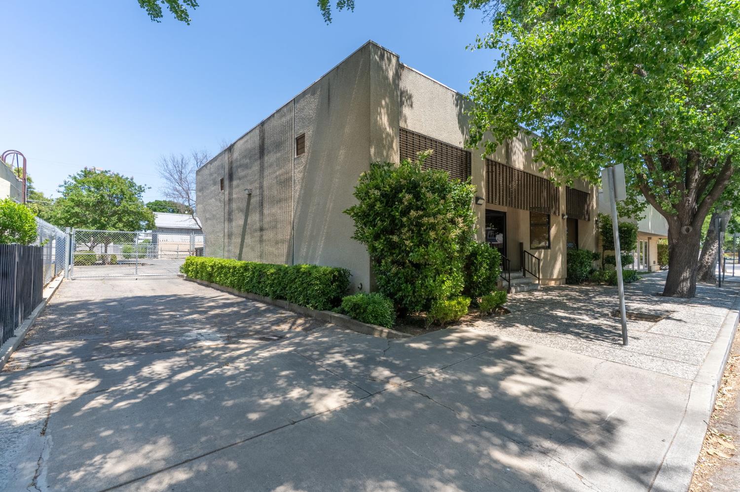 610 14th St, Modesto, CA 95354