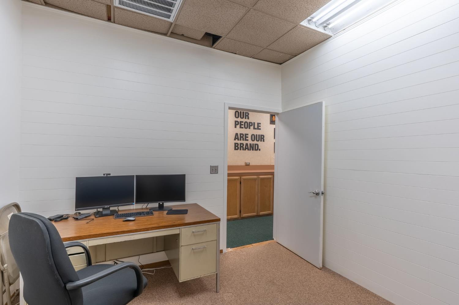 610 14th St, Modesto, CA 95354