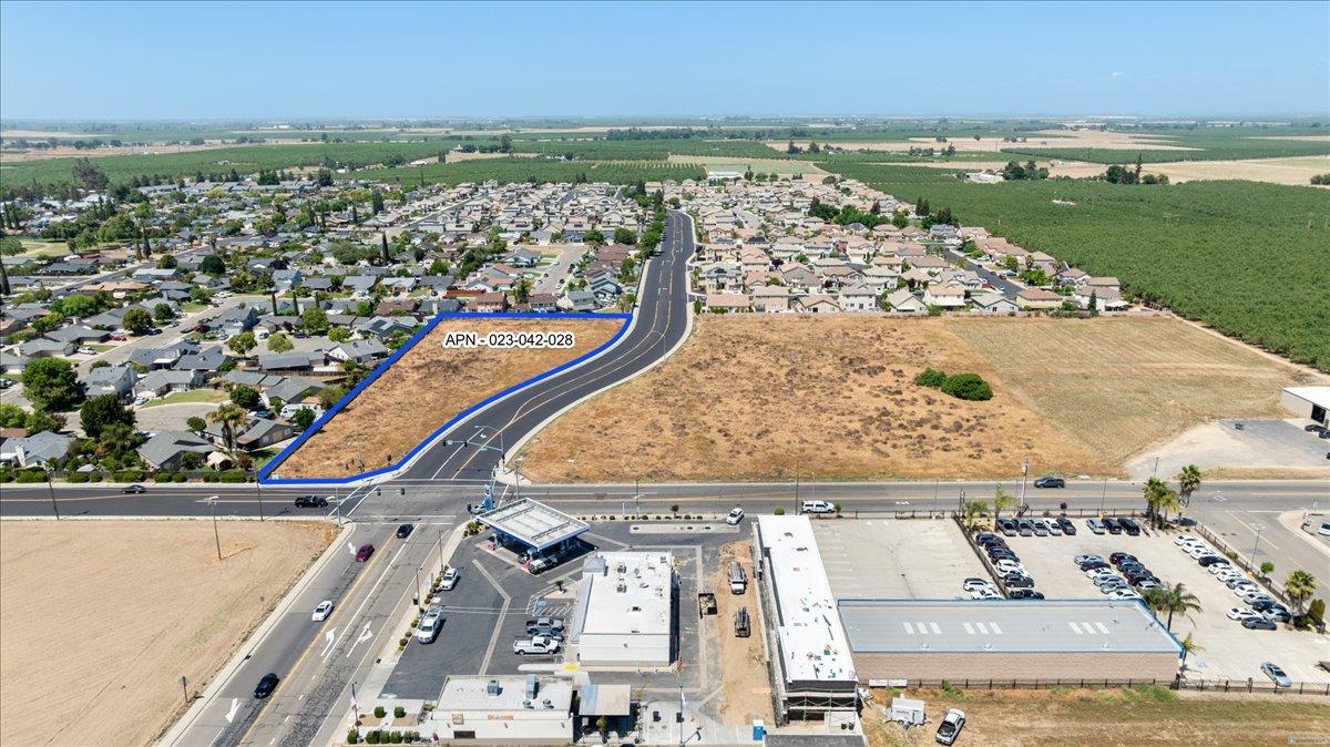 1 Hammatt Ave, Livingston, CA 95334