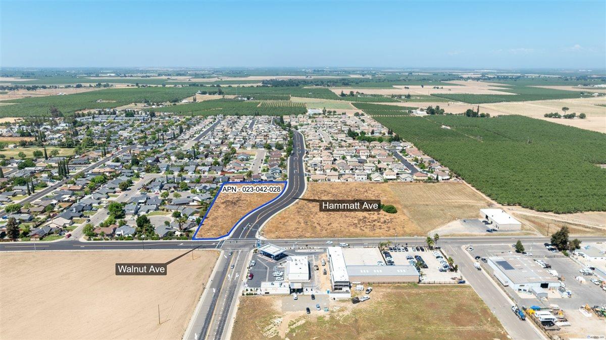 1 Hammatt Ave, Livingston, CA 95334