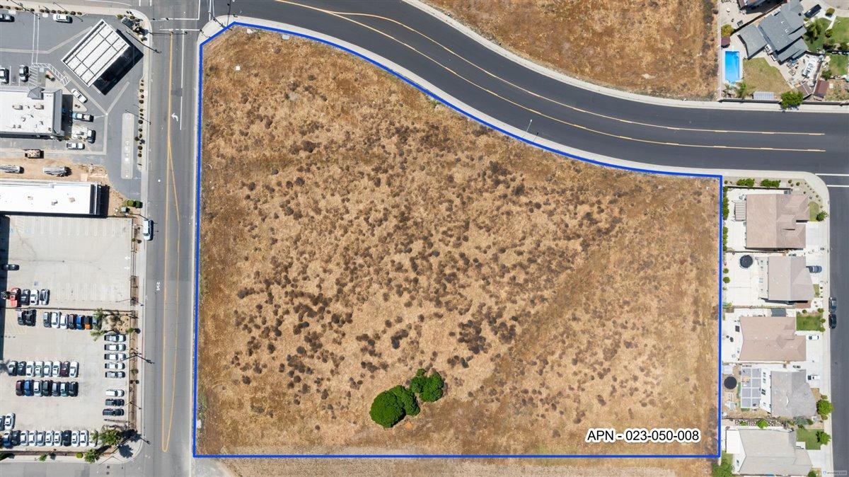 2 Hammett Ave, Livingston, CA 95334