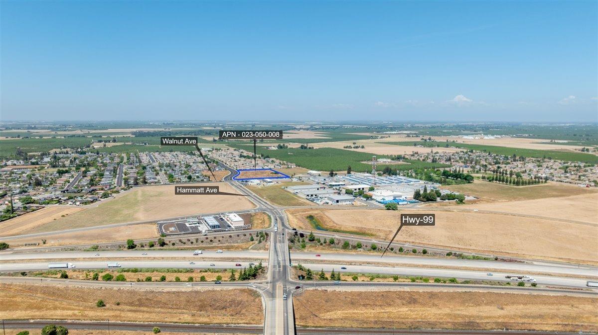 2 Hammett Ave, Livingston, CA 95334