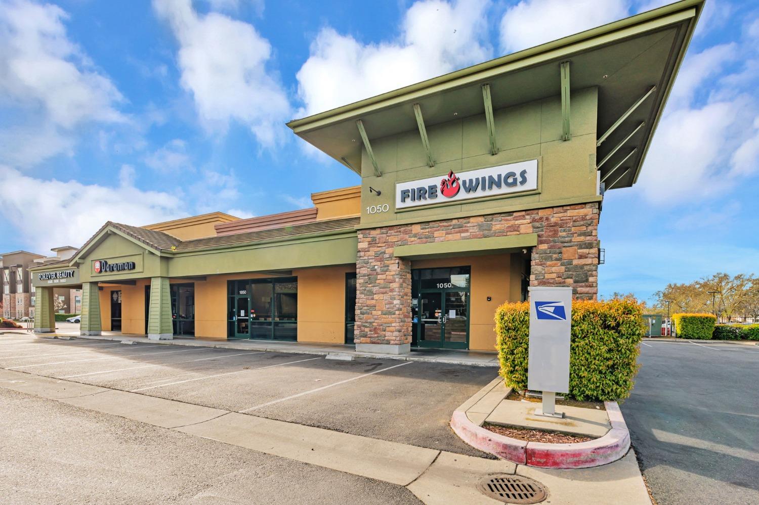 1050 W Monte Vista Ave, Turlock, CA 95382