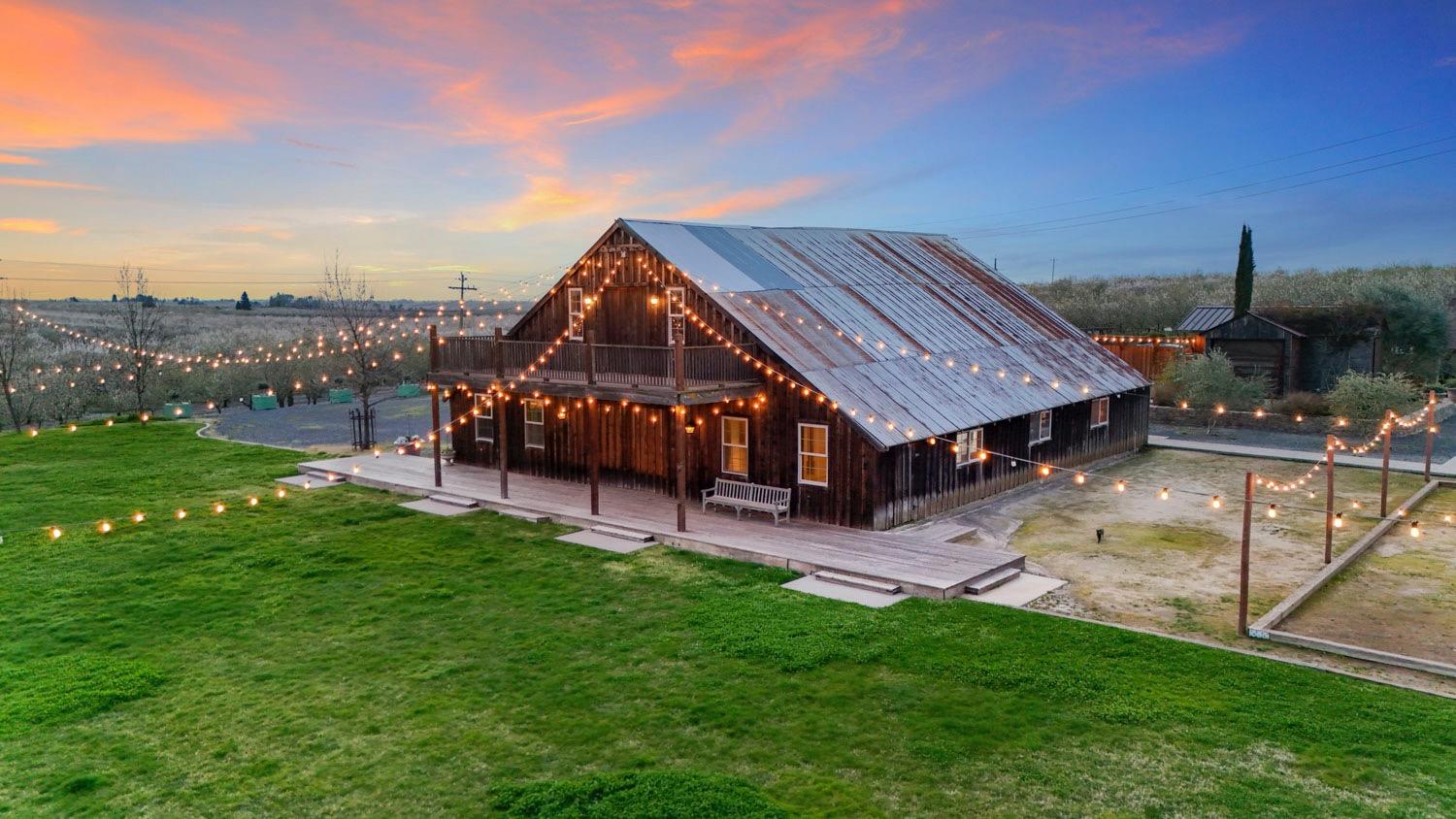 10031 Frankenheimer Rd, Oakdale, CA 95361