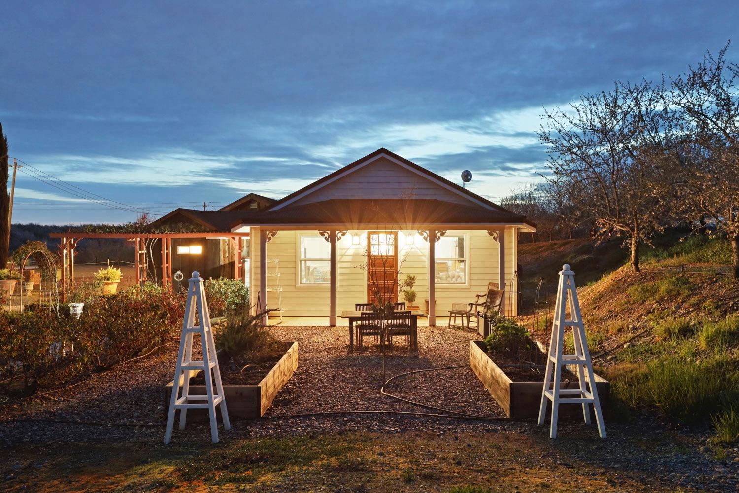 10031 Frankenheimer Rd, Oakdale, CA 95361