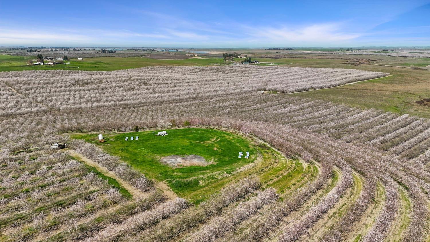 10031 Frankenheimer Rd, Oakdale, CA 95361