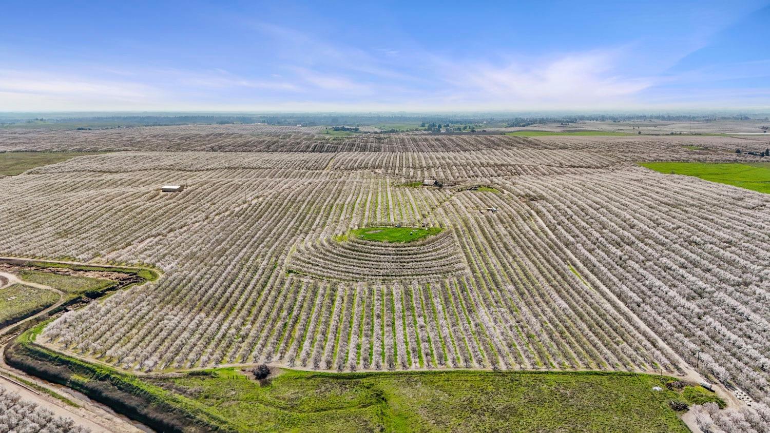 10031 Frankenheimer Rd, Oakdale, CA 95361