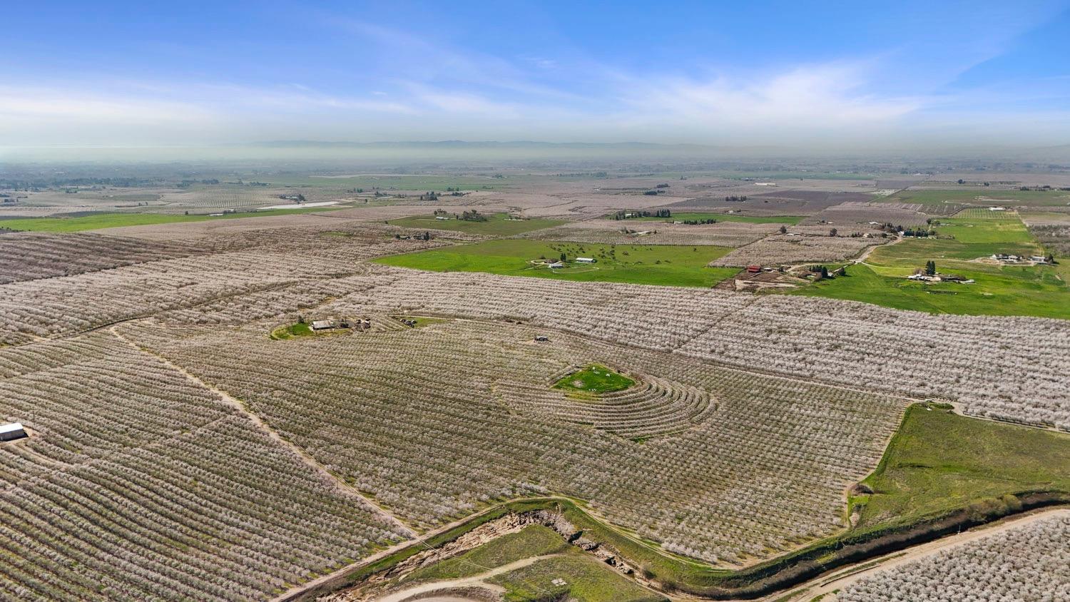 10031 Frankenheimer Rd, Oakdale, CA 95361