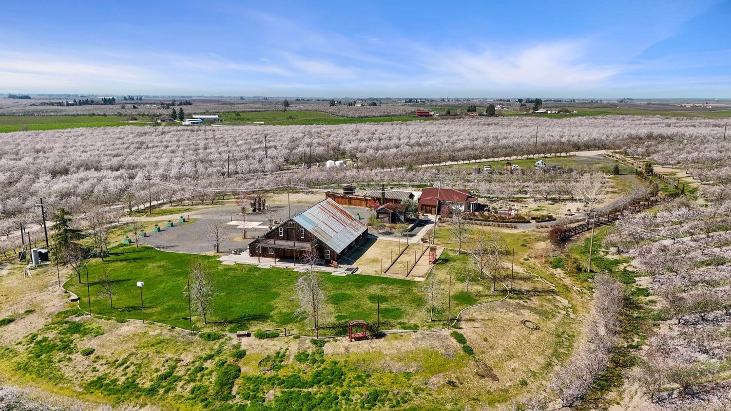 10031 Frankenheimer Rd, Oakdale, CA 95361