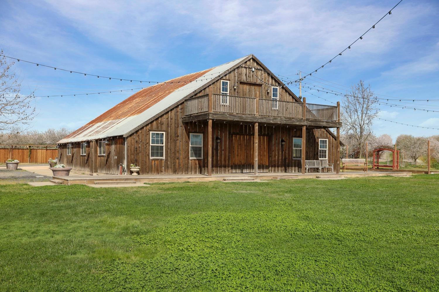 10031 Frankenheimer Rd, Oakdale, CA 95361