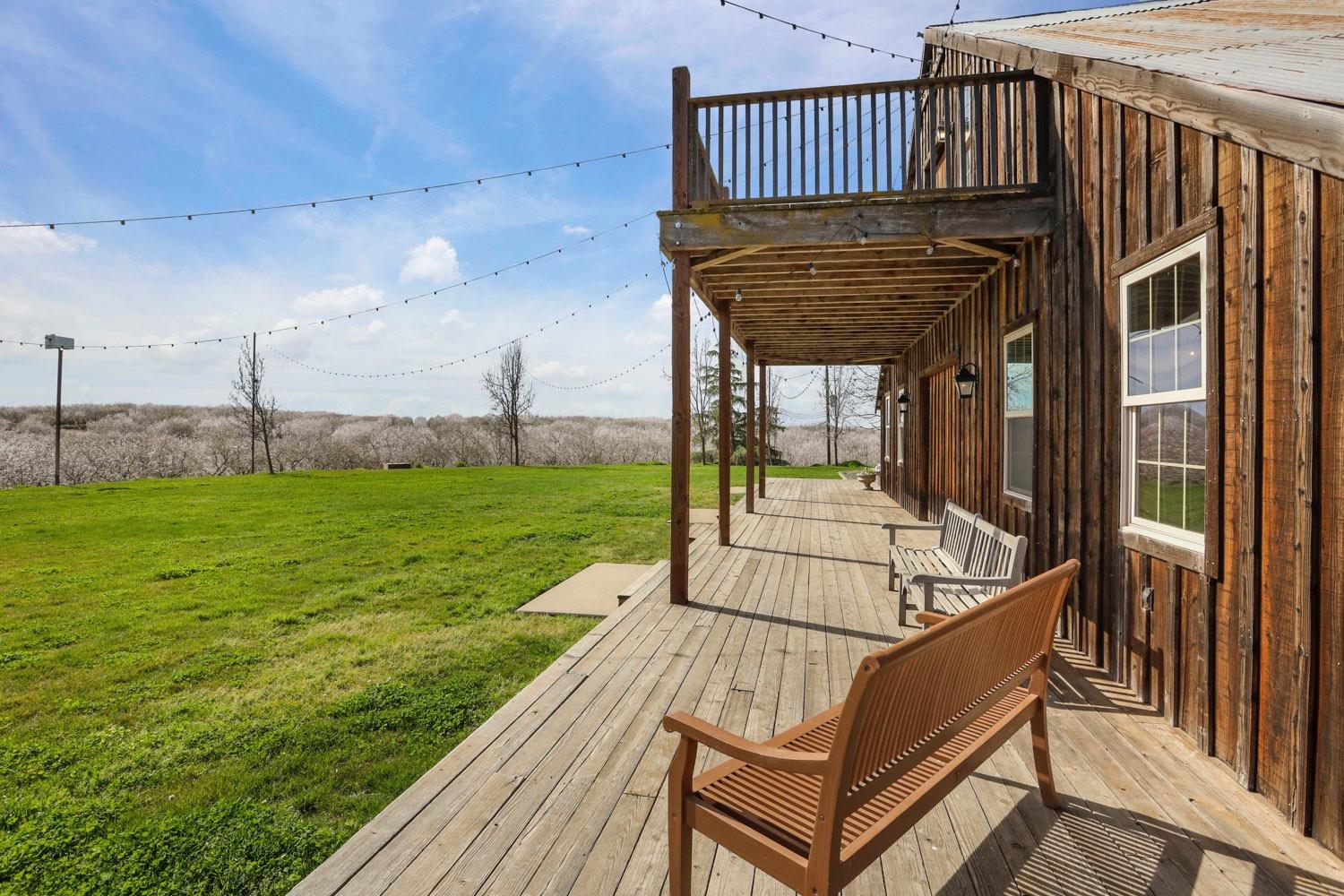 10031 Frankenheimer Rd, Oakdale, CA 95361