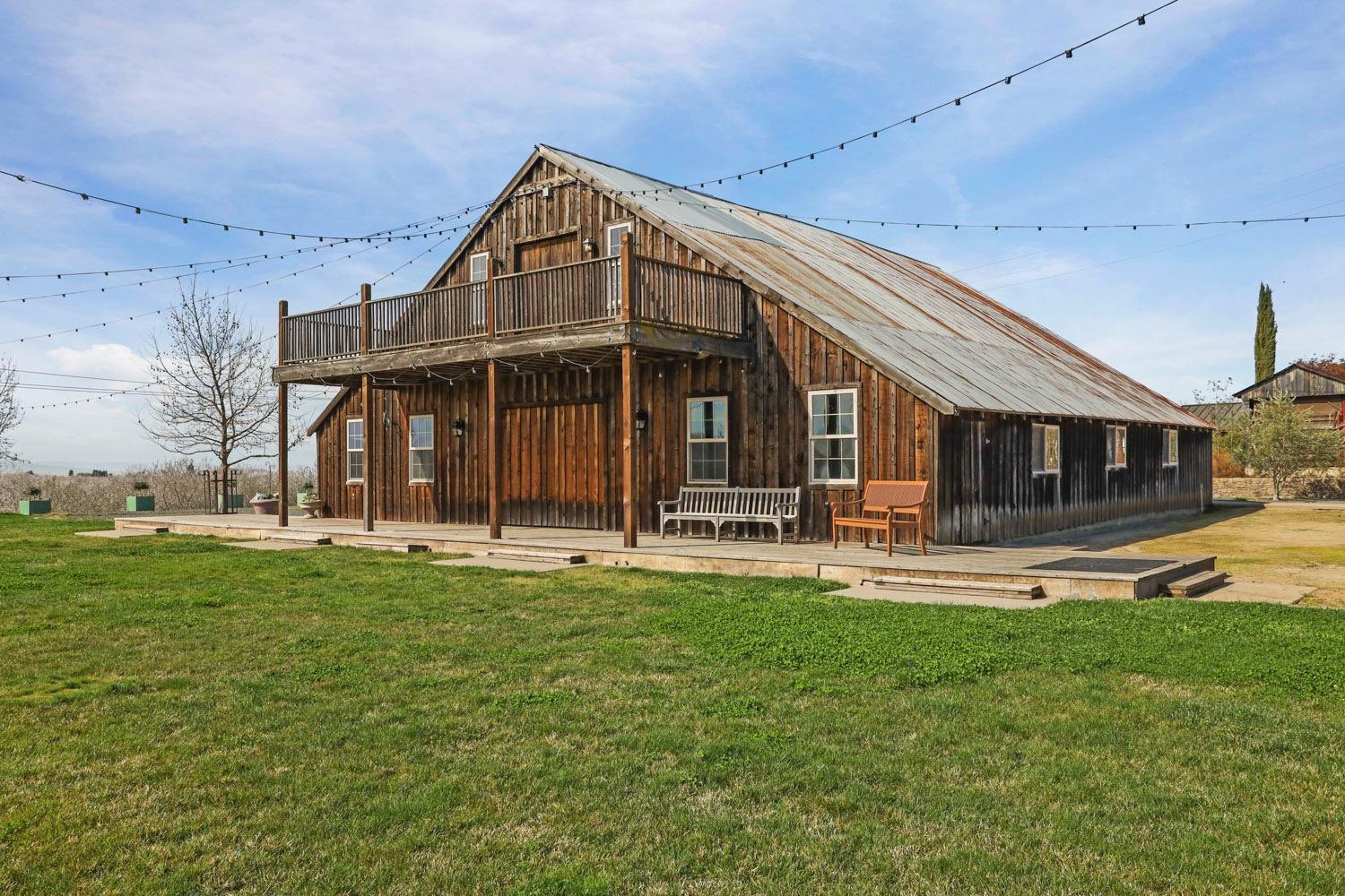 10031 Frankenheimer Rd, Oakdale, CA 95361