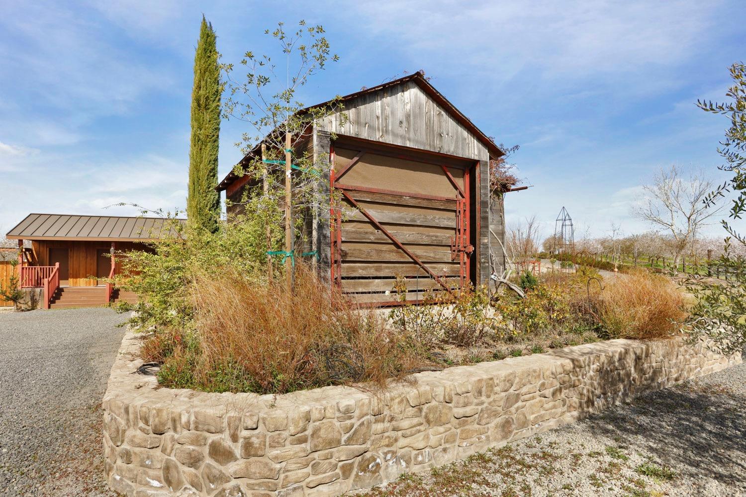 10031 Frankenheimer Rd, Oakdale, CA 95361