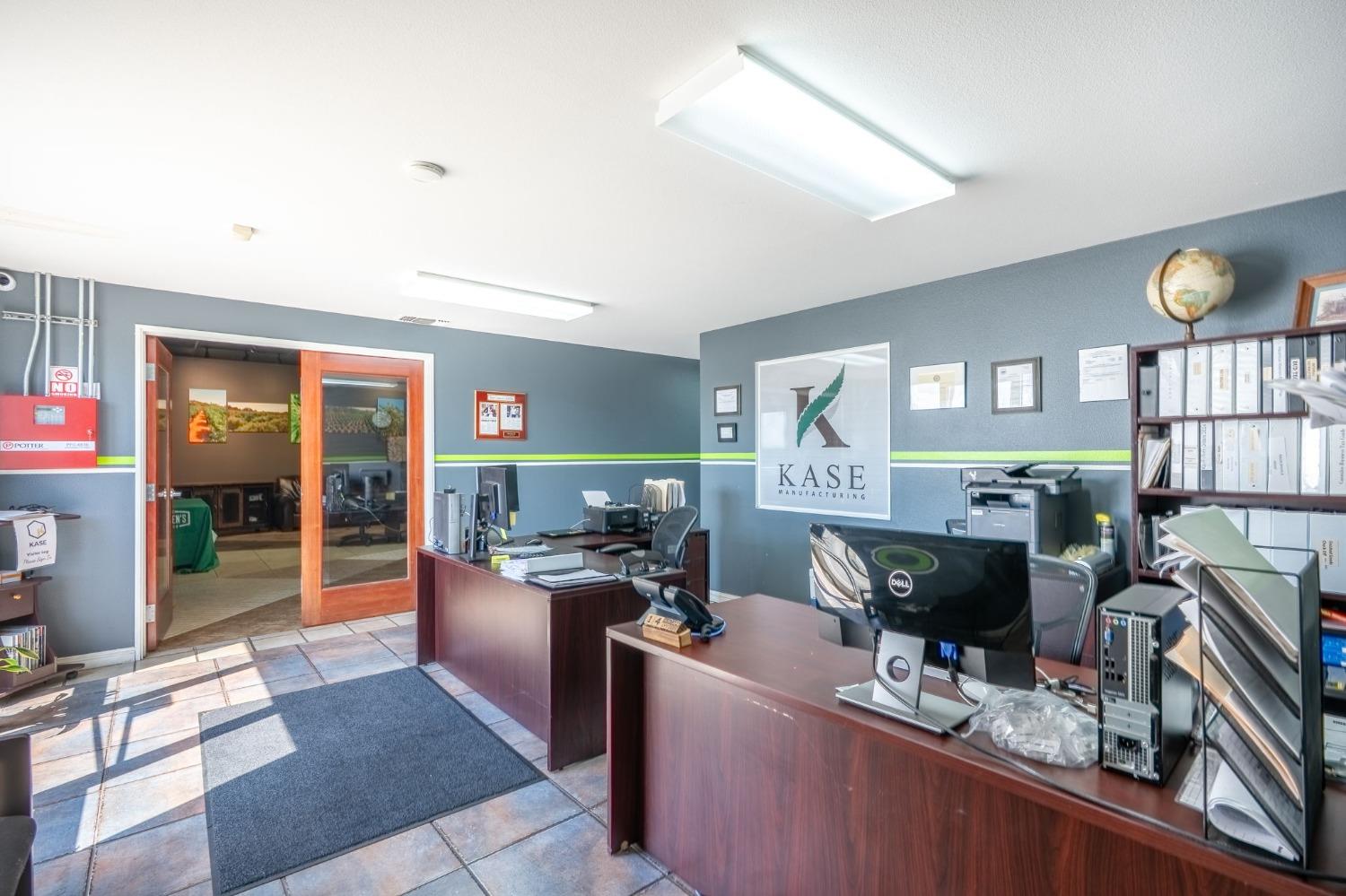 4111 Brew Master Dr #A, Ceres, CA 95307