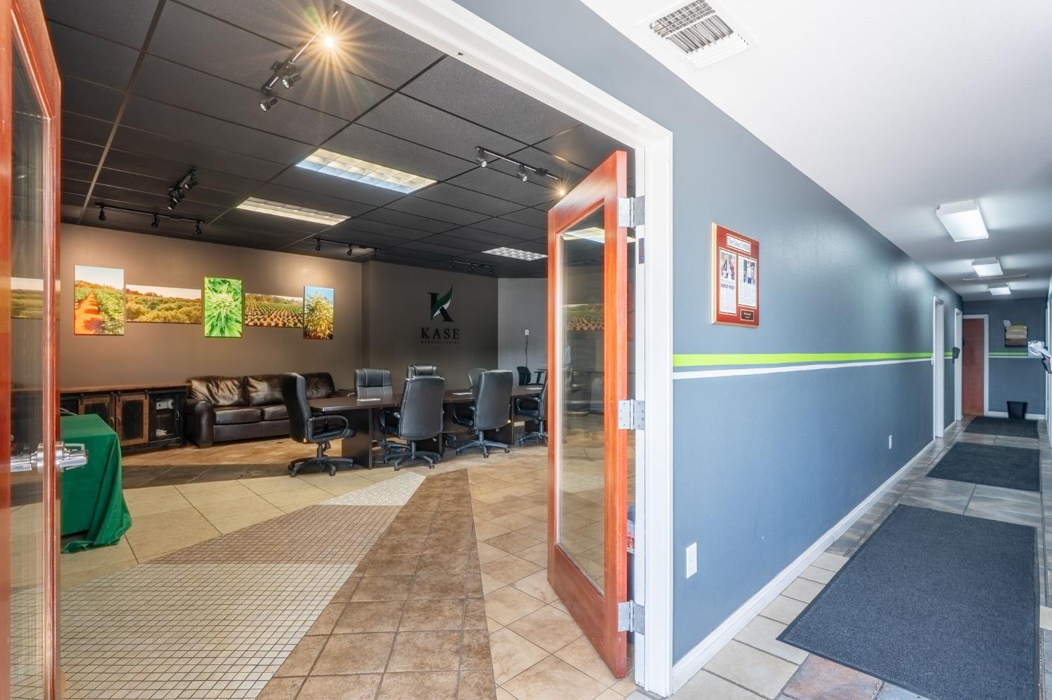 4111 Brew Master Dr #A, Ceres, CA 95307