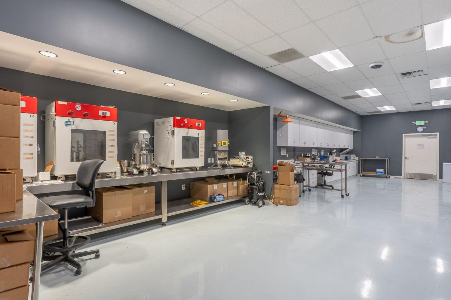 4111 Brew Master Dr #A, Ceres, CA 95307