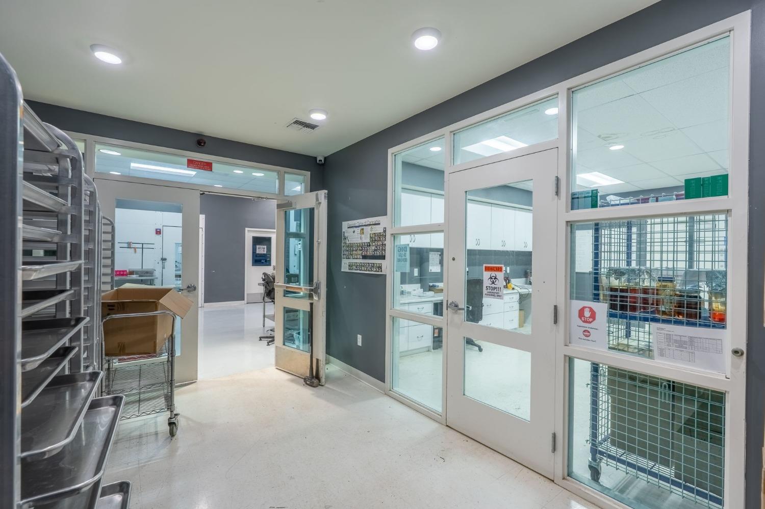 4111 Brew Master Dr #A, Ceres, CA 95307