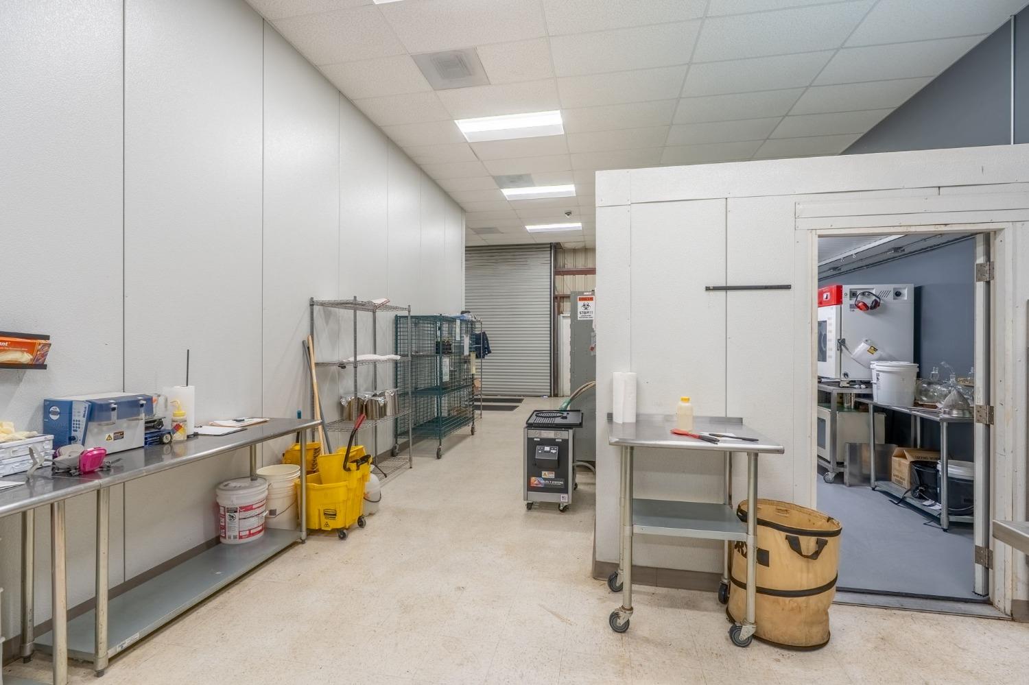 4111 Brew Master Dr #A, Ceres, CA 95307