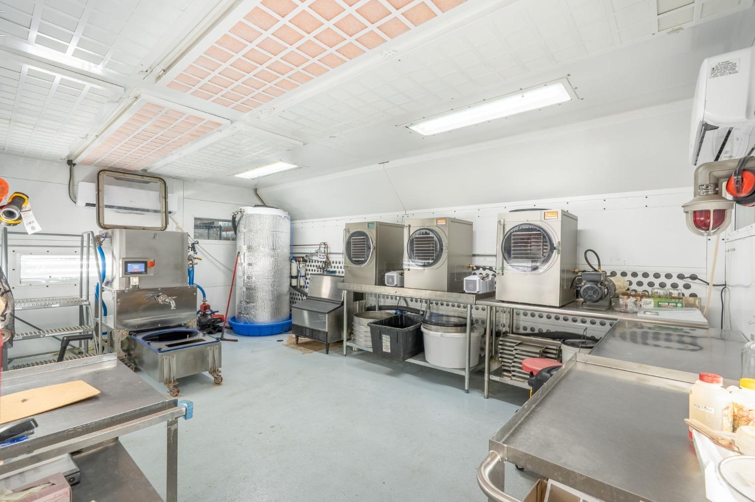 4111 Brew Master Dr #A, Ceres, CA 95307