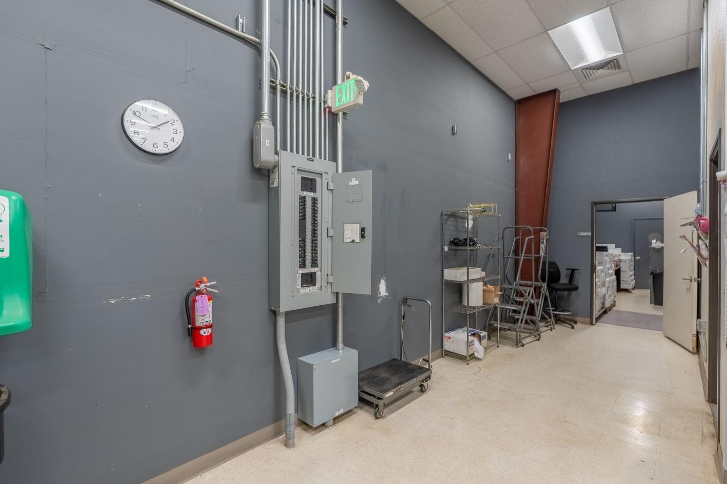 4111 Brew Master Dr #A, Ceres, CA 95307