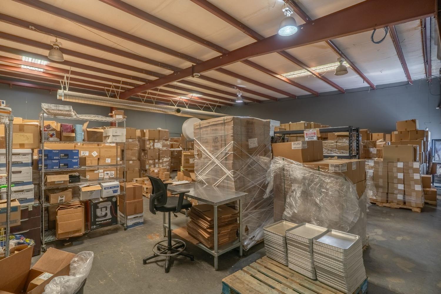 4111 Brew Master Dr #A, Ceres, CA 95307