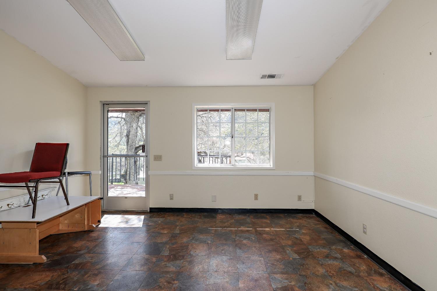 5320 State Highway 49, Mariposa, CA 95338