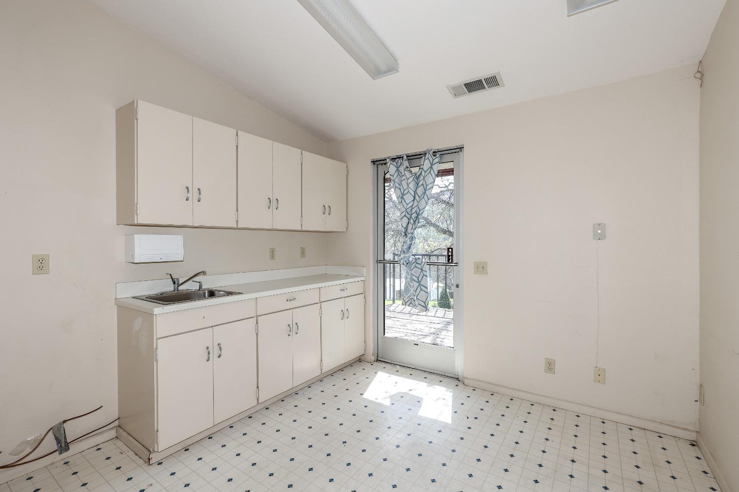 5320 State Highway 49, Mariposa, CA 95338