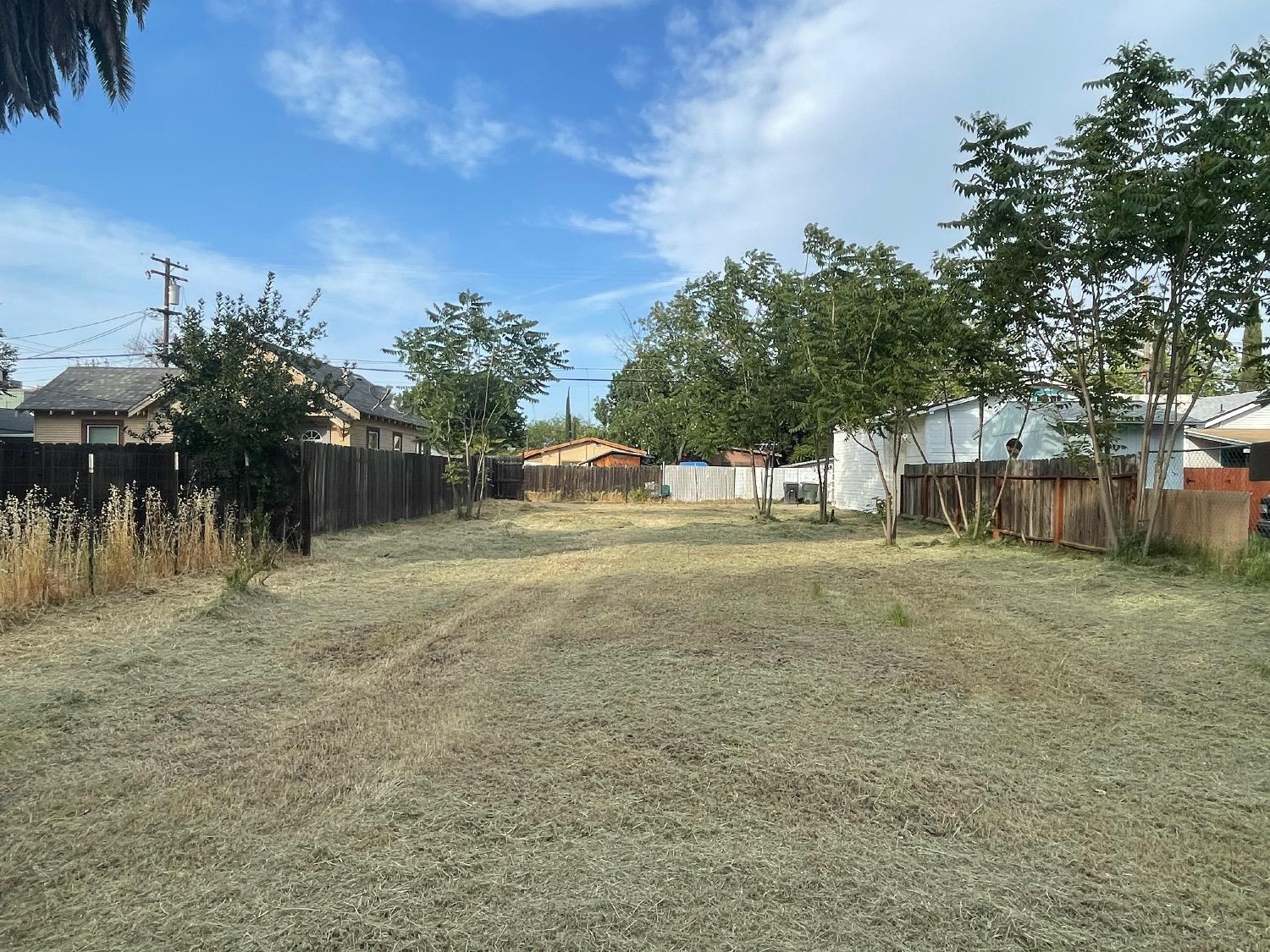 520 14th St, Modesto, CA 95354