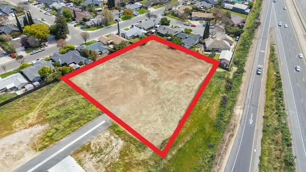 2450 Fulkerth Rd, Turlock, CA 95380