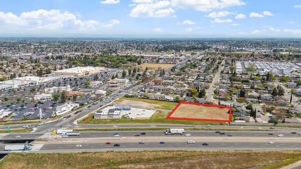 2450 Fulkerth Rd, Turlock, CA 95380