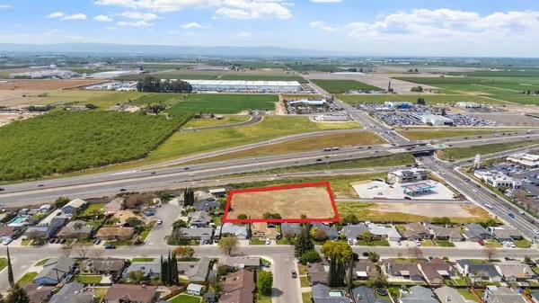 2450 Fulkerth Rd, Turlock, CA 95380