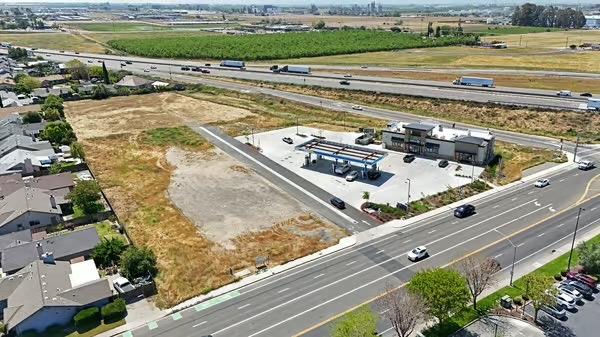 2450 Fulkerth Rd, Turlock, CA 95380