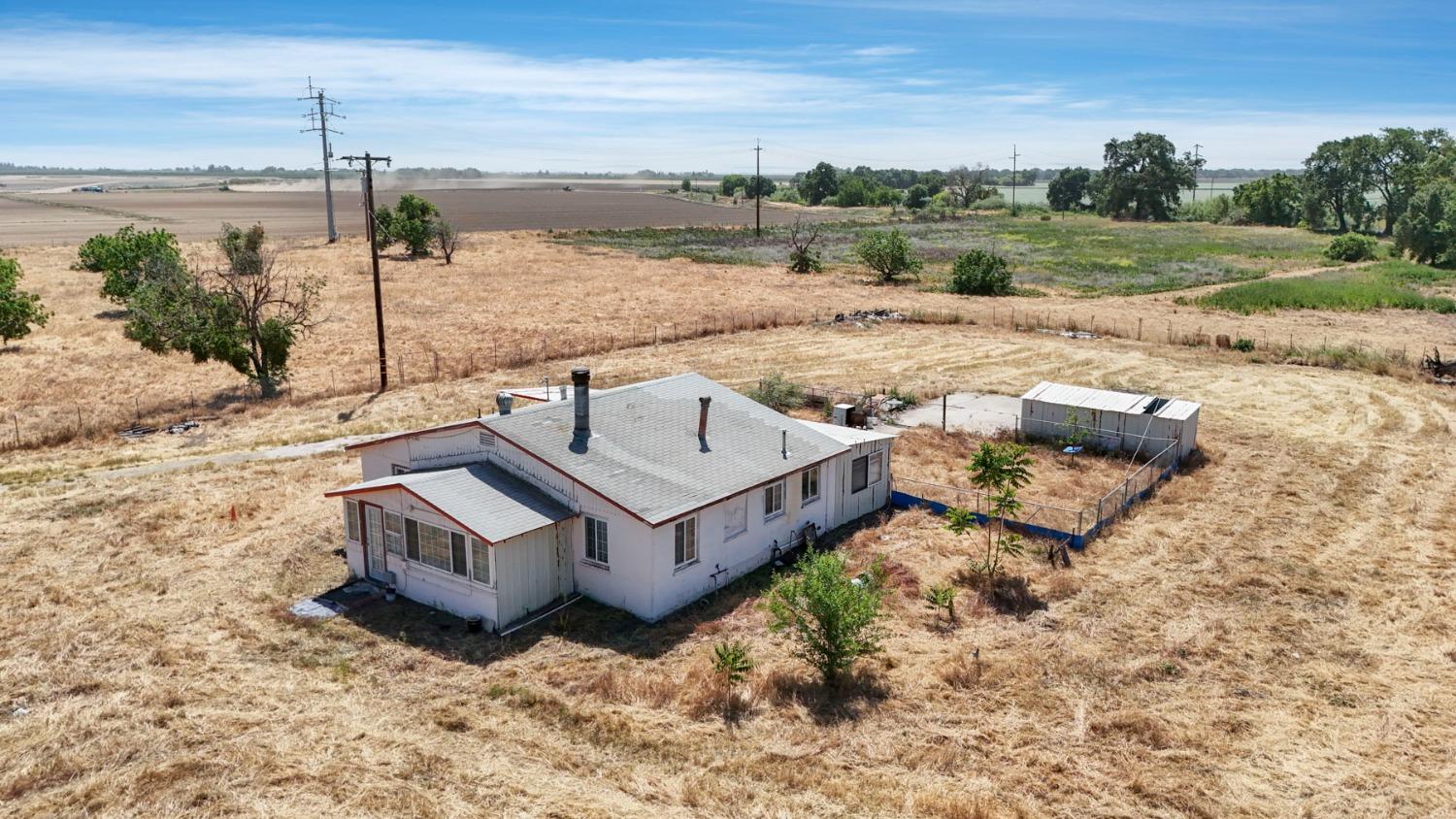 1390 Williamson Rd, Manteca, CA 95337