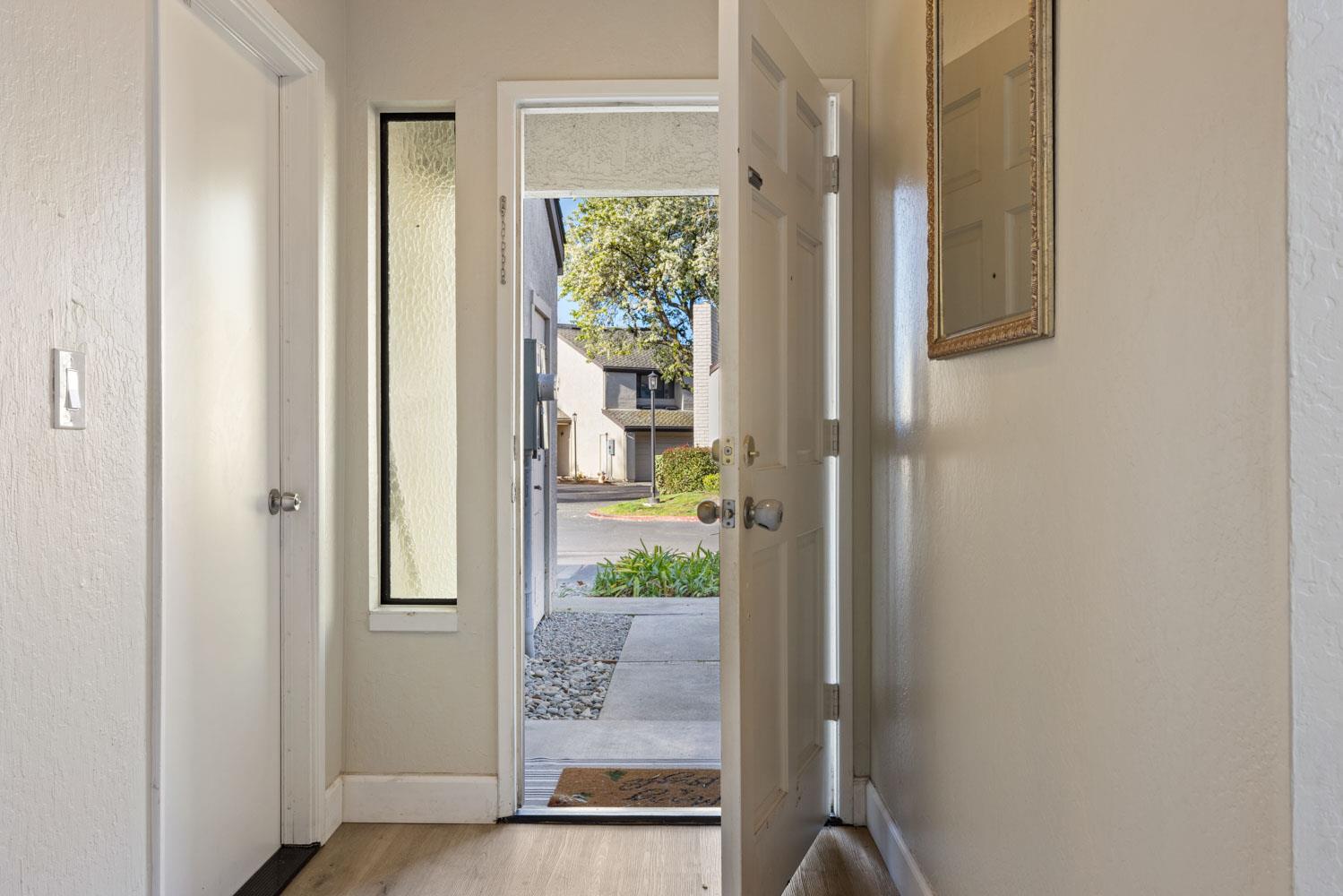 1118 Cedar Creek Dr #85, Modesto, CA 95355