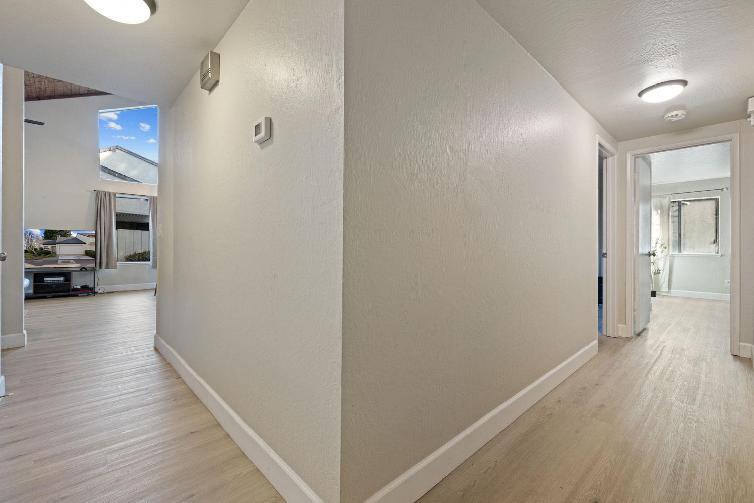 1118 Cedar Creek Dr #85, Modesto, CA 95355