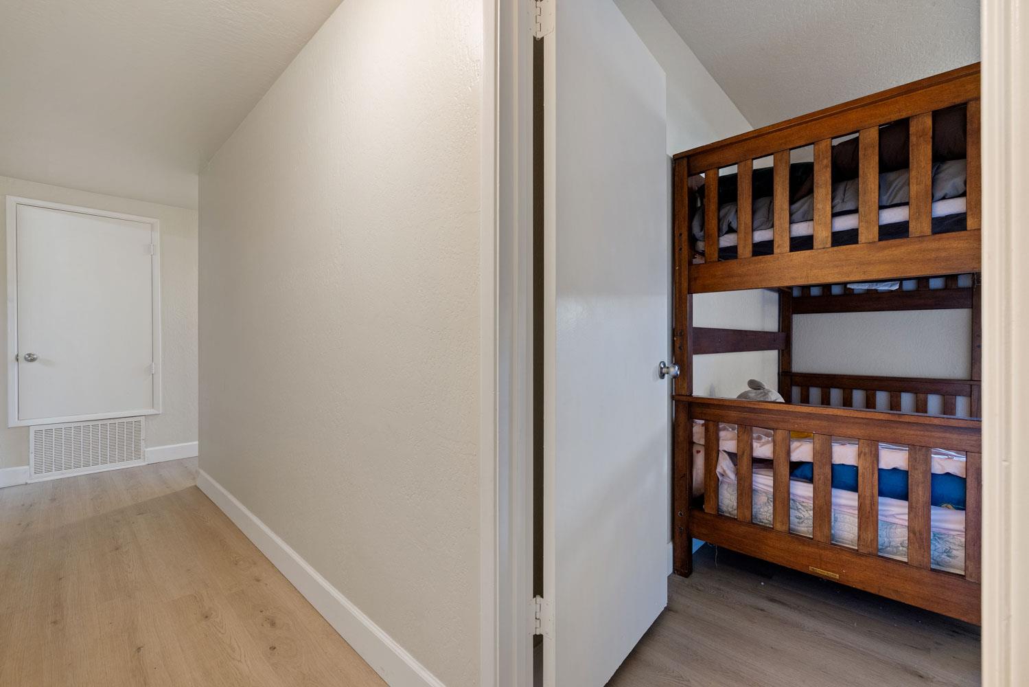 1118 Cedar Creek Dr #85, Modesto, CA 95355