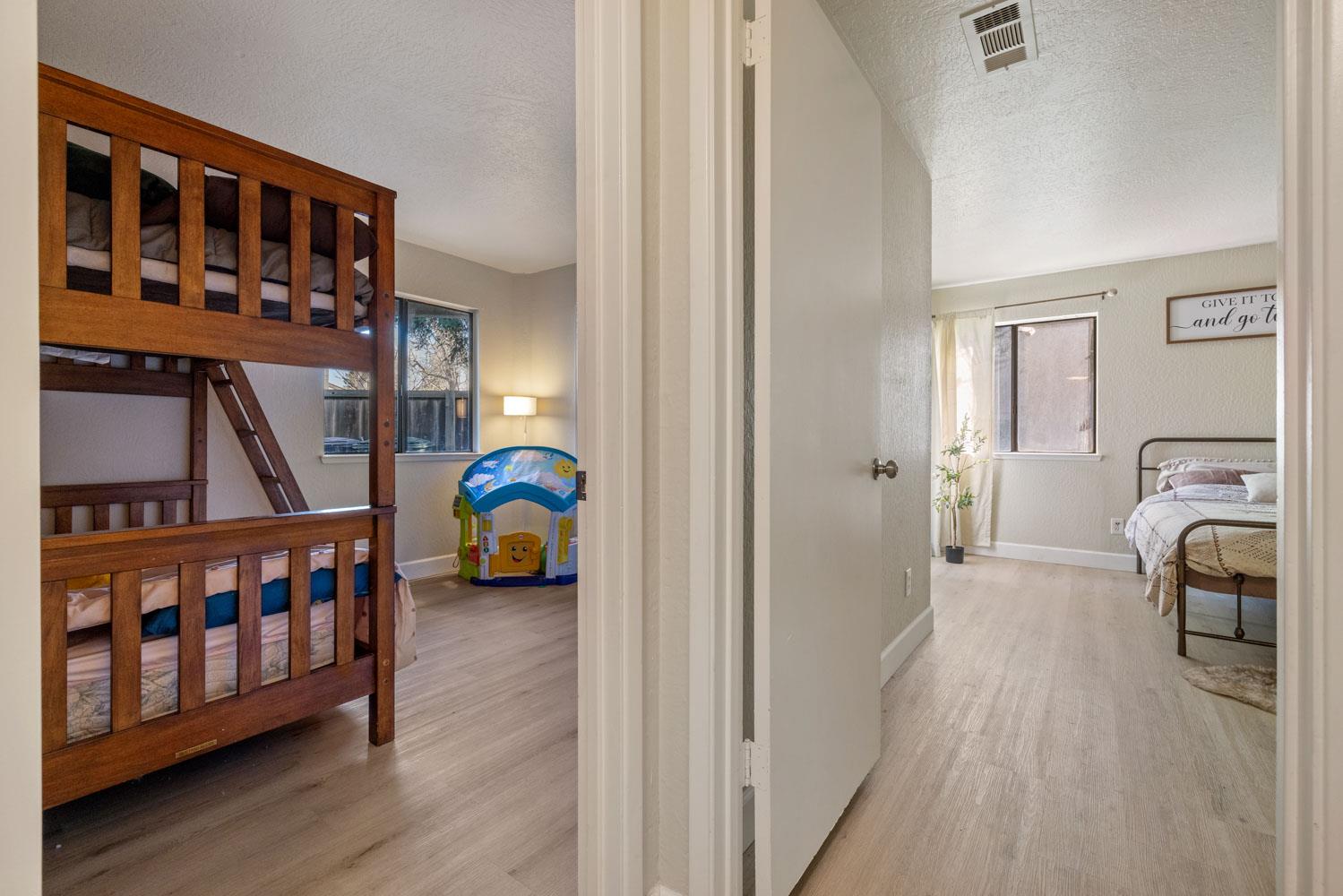 1118 Cedar Creek Dr #85, Modesto, CA 95355