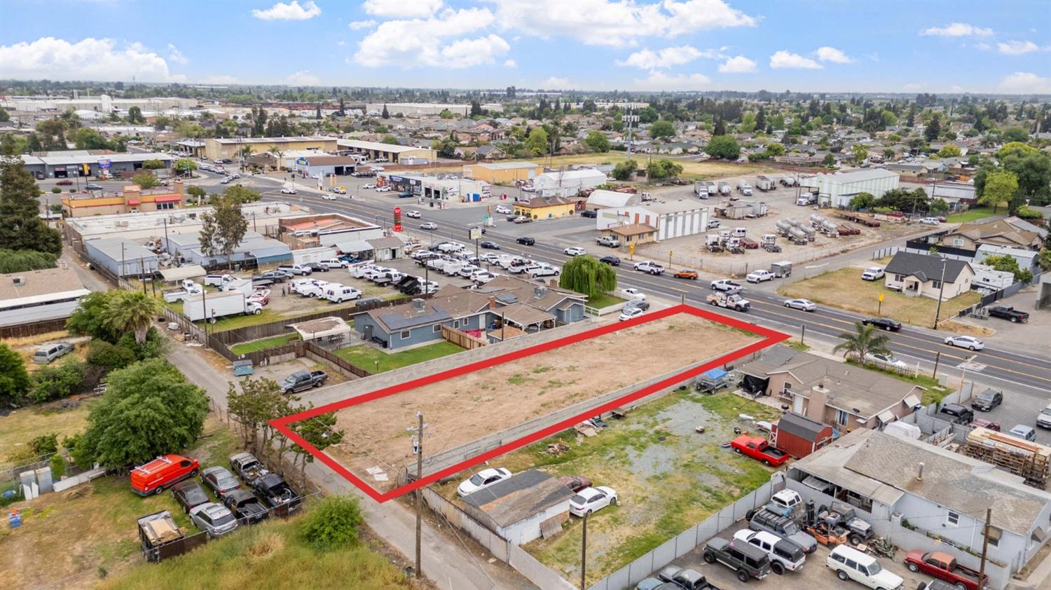 2667 Patterson Rd, Riverbank, CA 95367