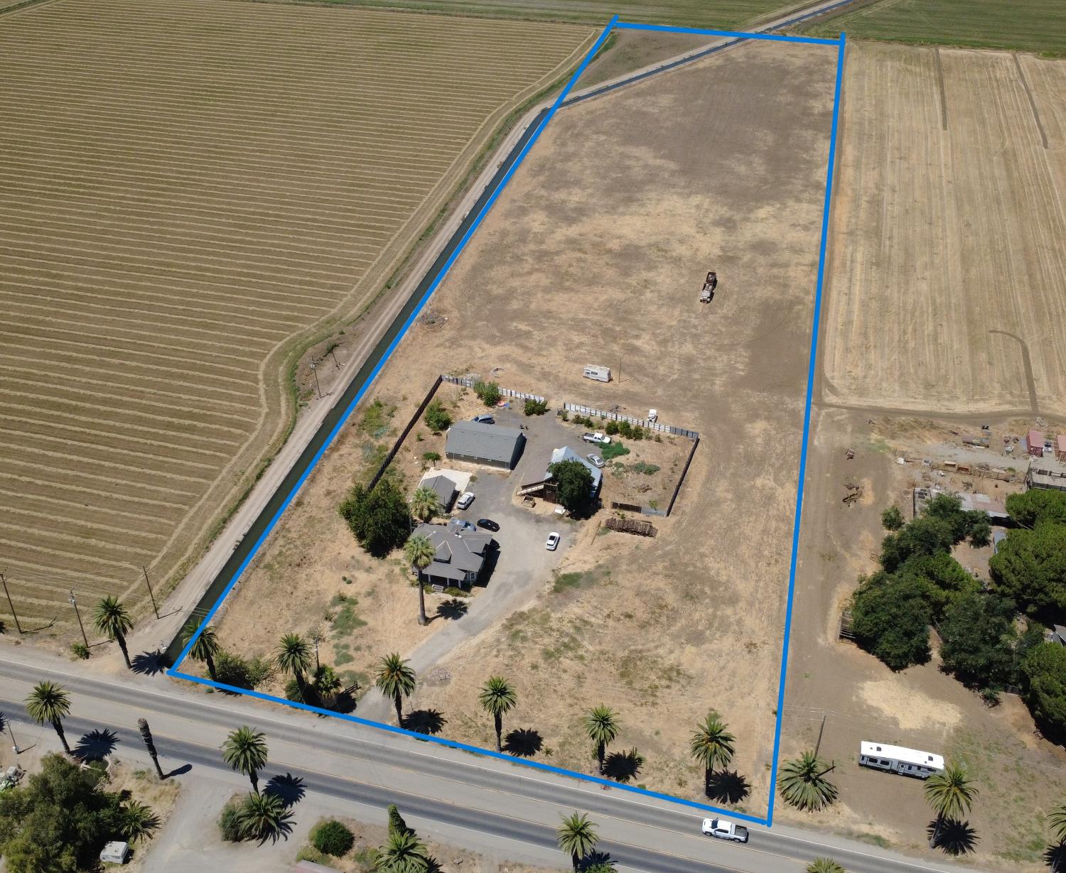 1407 E las palmas, Patterson, CA 95363